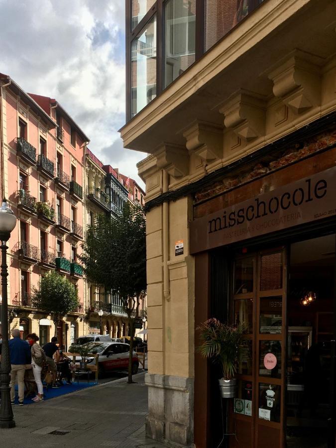 Piso Centrico Con Patio Apartment Bilbao Exterior photo