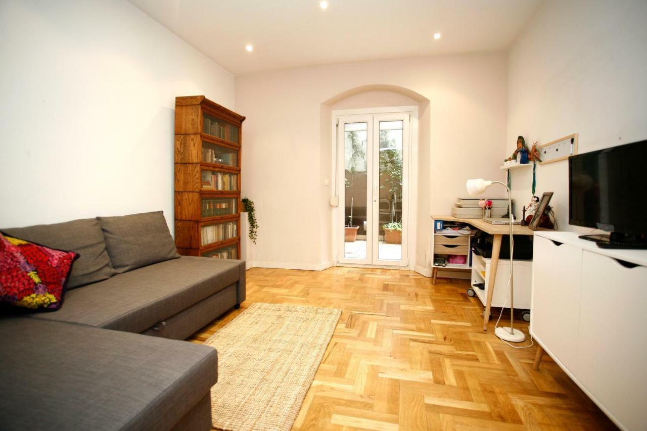 Piso Centrico Con Patio Apartment Bilbao Exterior photo